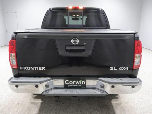 Super Black 2014 Nissan Frontier SL