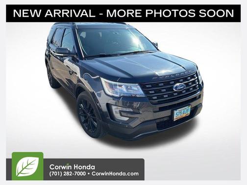 Smoked Quartz Tinted 2017 Ford Explorer XLT