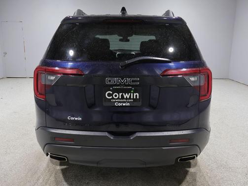 Midnight Blue Metallic 2022 GMC Acadia AWD SLE