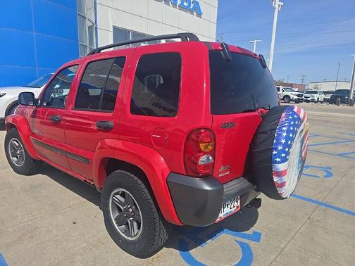 Flame Red Clearcoat 2004 Jeep Liberty Sport