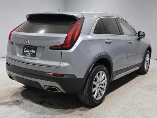2023 Cadillac XT4 Premium Luxury