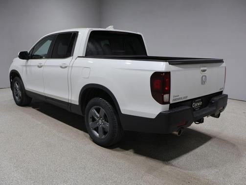Platinum White Pearl 2023 Honda Ridgeline RTL