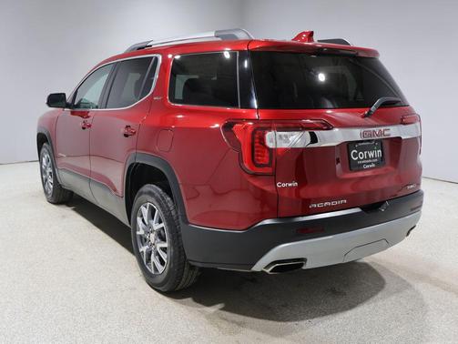 Volcanic Red Tintcoat 2023 GMC Acadia AWD SLT