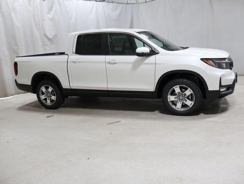 Platinum White Pearl 2026 Honda Ridgeline RTL