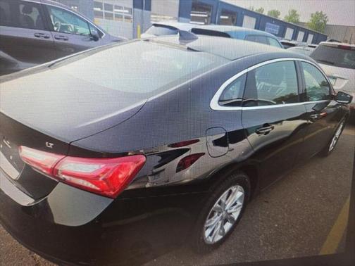 2021 Chevrolet Malibu FWD LT
