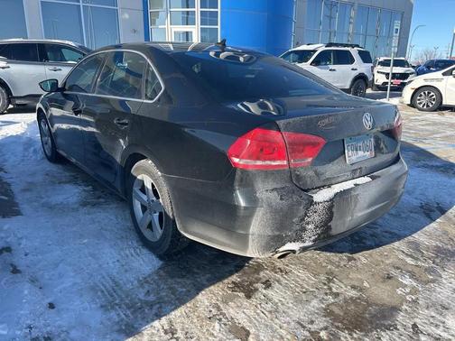 2012 Volkswagen Passat Base