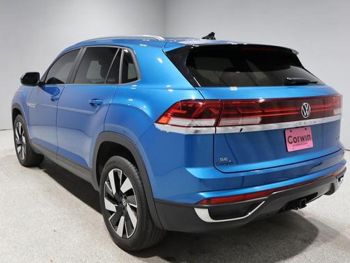 2024 Volkswagen Atlas Cross Sport 2.0T SE w/Technology 4MOTION