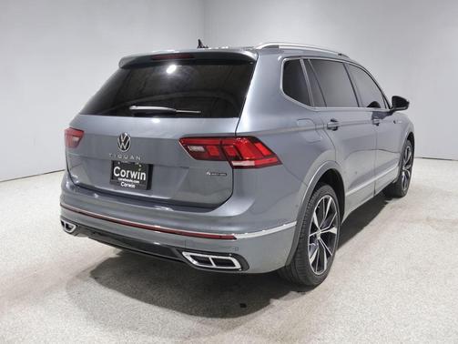 Platinum Gray 2024 Volkswagen Tiguan 2.0T SEL R-Line 4MOTION
