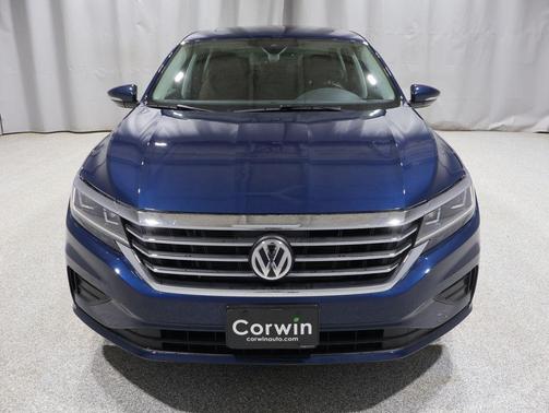 Tourmaline Blue 2022 Volkswagen Passat 2.0T SE