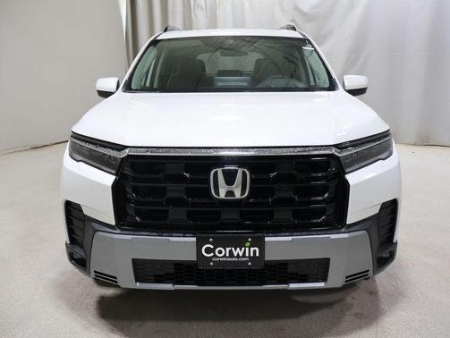 Platinum White Pearl 2026 Honda Pilot Elite