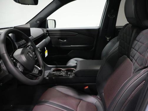 Sonic Gray Pearl 2026 Honda Pilot Black Edition