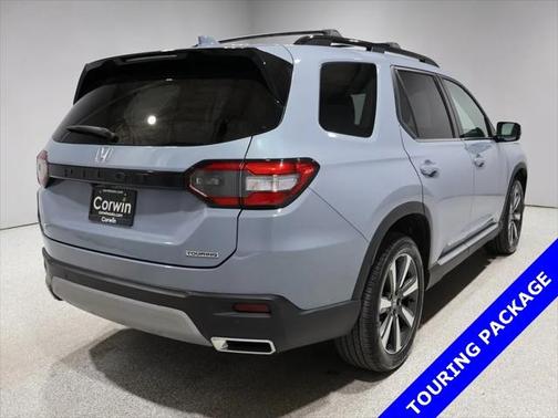 2024 Honda Pilot Touring 8-Passenger