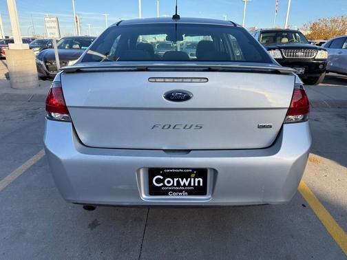 2011 Ford Focus SES