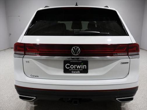 2024 Volkswagen Atlas 2.0T SE w/Technology 4MOTION