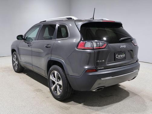 Granite Crystal Metallic Clearcoat 2019 Jeep Cherokee Limited