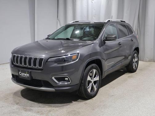 Granite Crystal Metallic Clearcoat 2019 Jeep Cherokee Limited