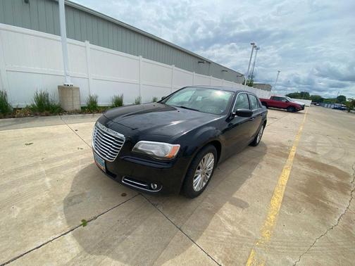 Gloss Black 2013 Chrysler 300 S