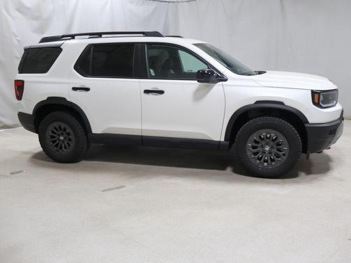Platinum White Pearl 2026 Honda Passport AWD TrailSport