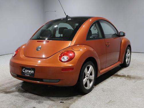 2010 Volkswagen New Beetle 2.5L