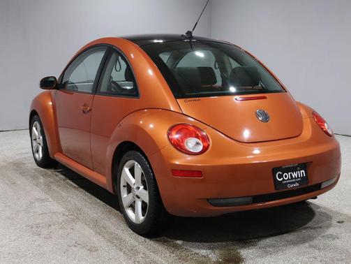 2010 Volkswagen New Beetle 2.5L