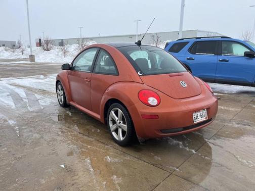 2010 Volkswagen New Beetle 2.5L