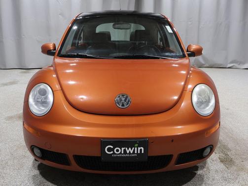 2010 Volkswagen New Beetle 2.5L