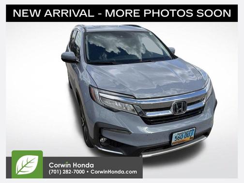 Sonic Gray Pearl 2022 Honda Pilot AWD Elite