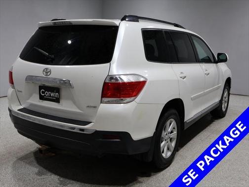 2013 Toyota Highlander SE