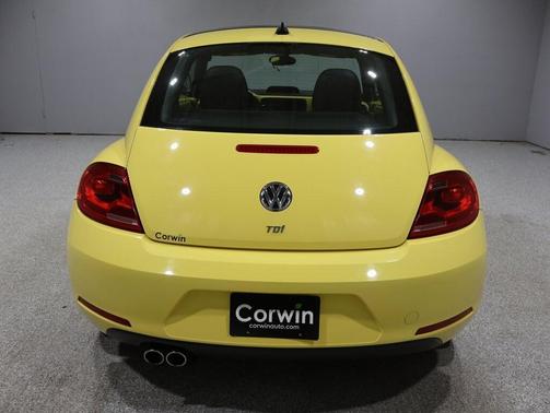 2014 Volkswagen Beetle DSG 2.0L TDI w/Sun/Sound/Nav
