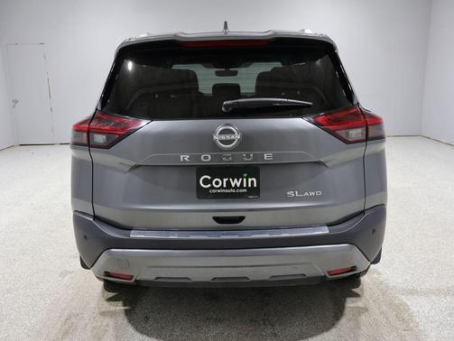 Gun Metallic 2023 Nissan Rogue SL