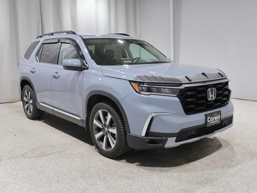 Sonic Gray Pearl 2023 Honda Pilot Touring 8-Passenger
