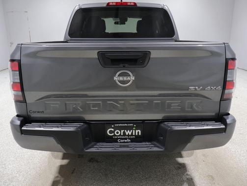 Gun Metallic 2024 Nissan Frontier SV