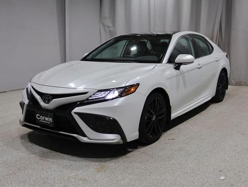 Wind Chill Pearl 2024 Toyota Camry XSE