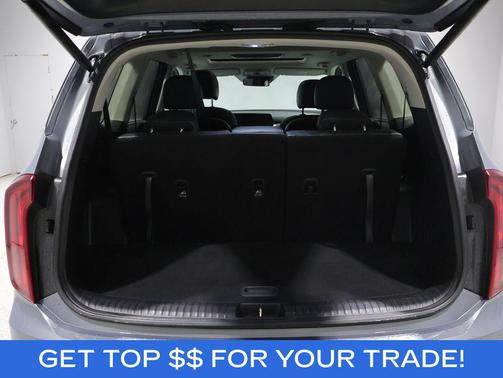 Everlasting Silver 2025 Kia Telluride S