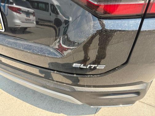 Crystal Black Pearl 2024 Honda Pilot Elite
