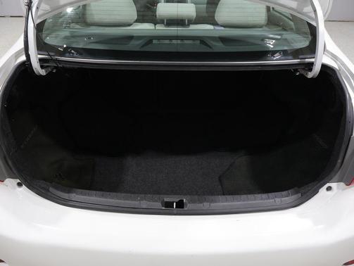 Super White 2009 Toyota Corolla LE