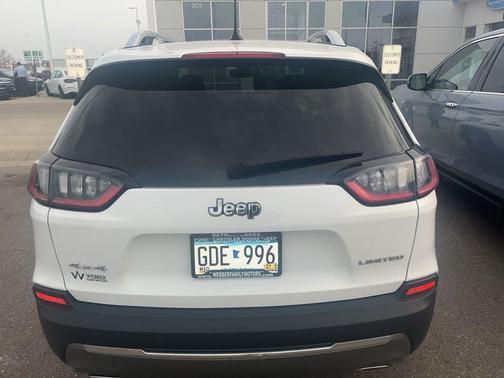 Bright White Clearcoat 2021 Jeep Cherokee Limited