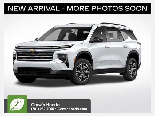 Summit White 2025 Chevrolet Traverse LT