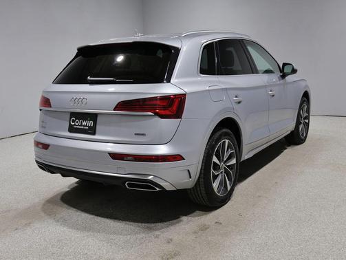Gray 2023 Audi Q5 45 S line Premium Plus