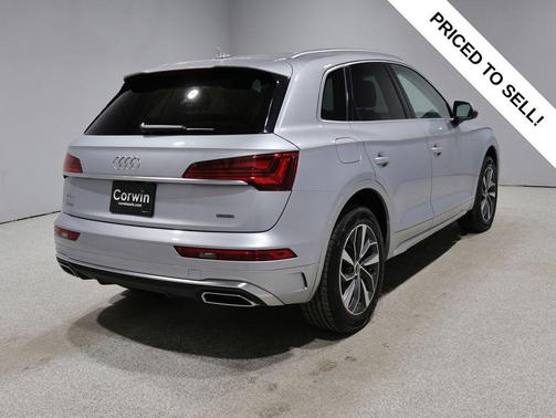 Gray 2023 Audi Q5 45 S line Premium Plus