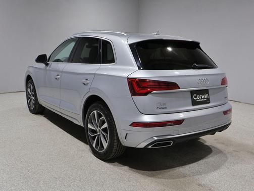 Gray 2023 Audi Q5 45 S line Premium Plus