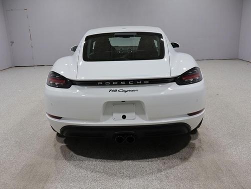 Ice Grey Metallic 2024 Porsche 718 Cayman Style Edition