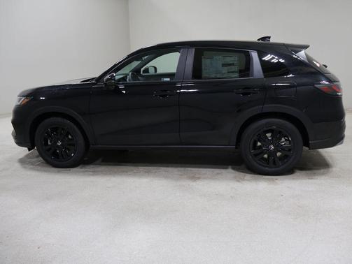 Deep Ocean Pearl 2027 Honda HR-V Sport