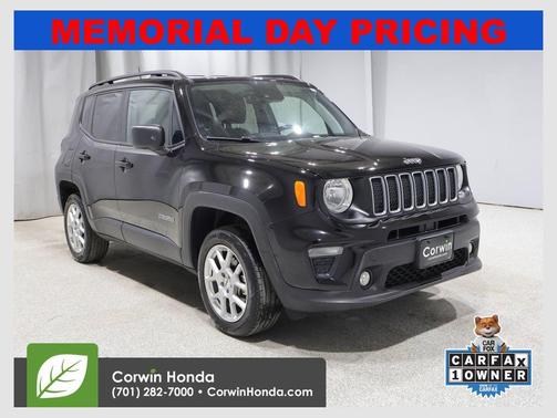 Black Clearcoat 2022 Jeep Renegade Latitude