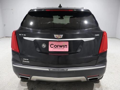 2017 Cadillac XT5 Platinum