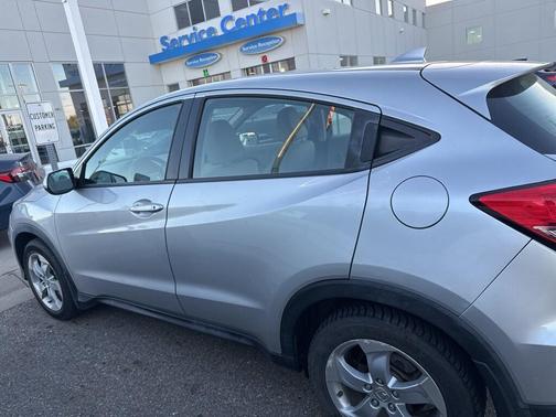 2016 Honda HR-V LX
