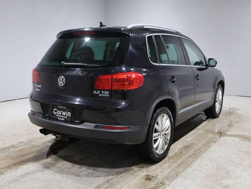 2012 Volkswagen Tiguan SE