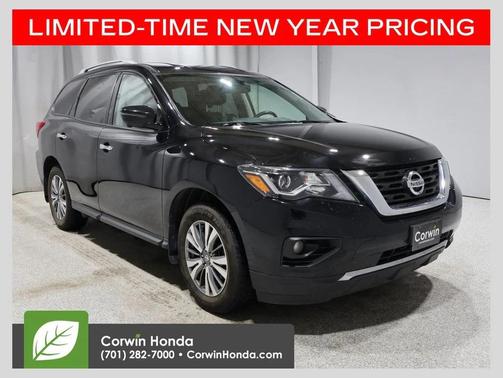 2019 Nissan Pathfinder SL