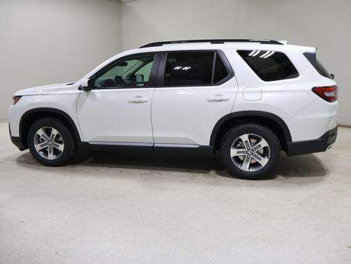 Platinum White Pearl 2026 Honda Pilot EX-L
