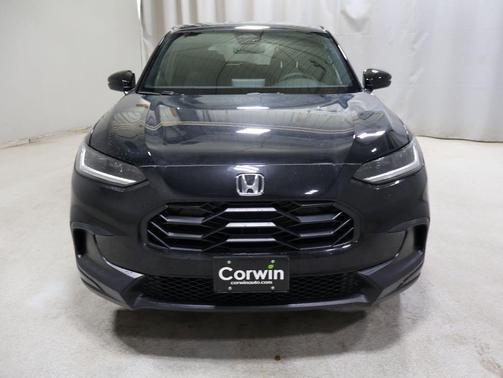 Deep Ocean Pearl 2027 Honda HR-V Sport